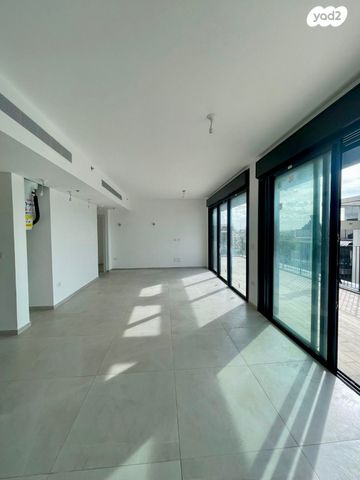 הרב יצחק ידידיה פרנקל 