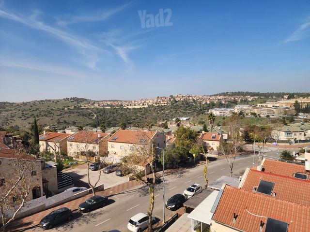 גג/ פנטהאוז למכירה בצור הדסה (תיווך) — 2