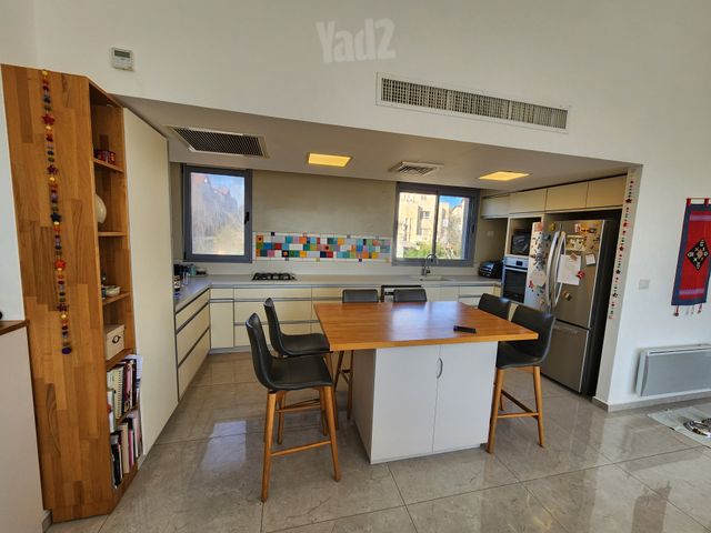 גג/ פנטהאוז למכירה בצור הדסה (תיווך) — 3