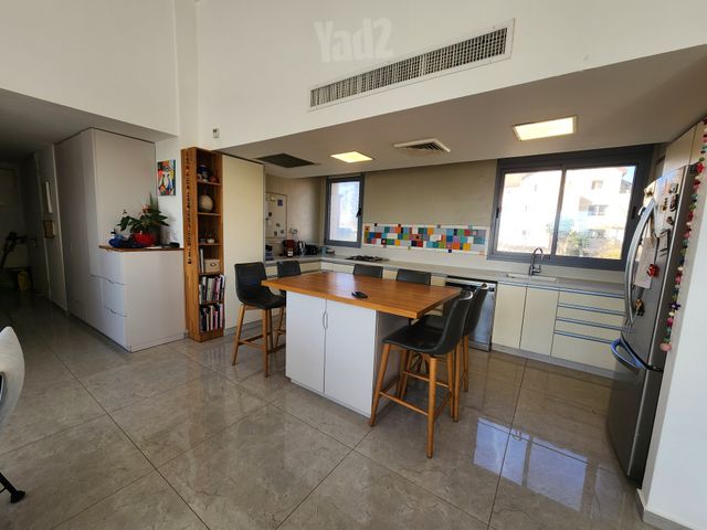 גג/ פנטהאוז למכירה בצור הדסה (תיווך) — 5