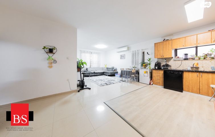 שדרות חיים וייצמן 105