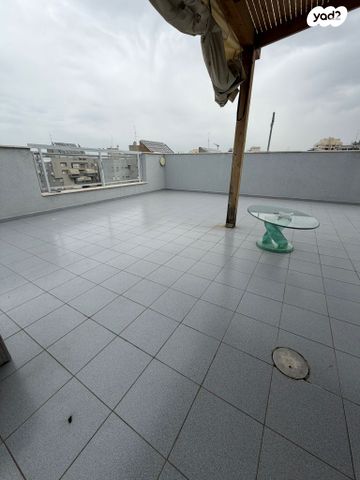 גג/ פנטהאוז