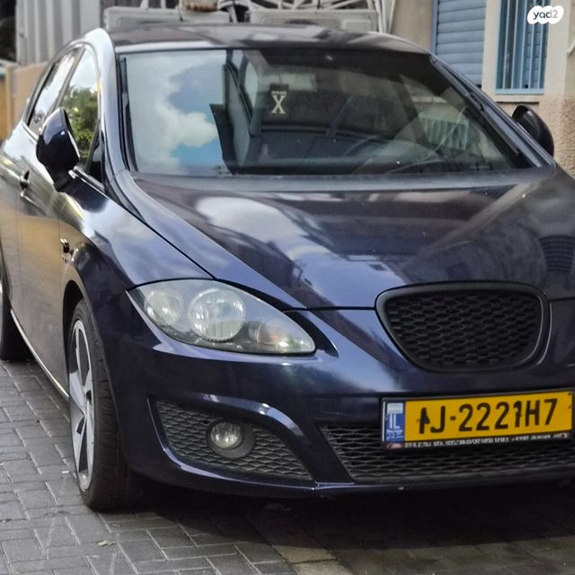 מודעת רכב סיאט לאון