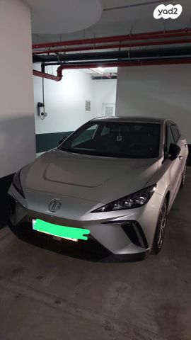 מודעת רכב אם ג'י MG4