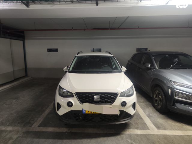 מודעת רכב סיאט ארונה