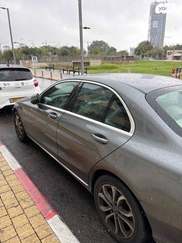 מודעת רכב מרצדס-בנץ C-class