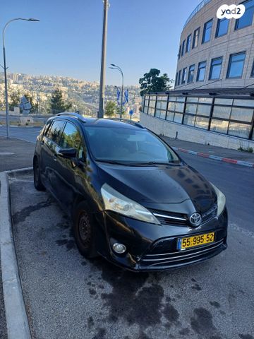 מודעת רכב טויוטה ורסו