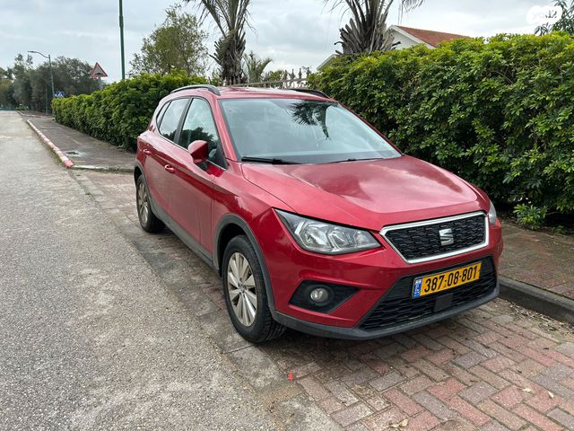 מודעת רכב סיאט ארונה