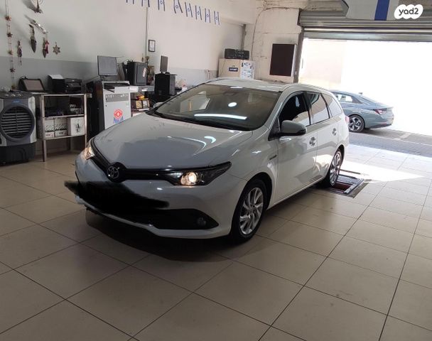 מודעת רכב טויוטה אוריס