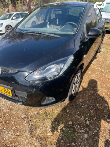 מודעת רכב מאזדה 2