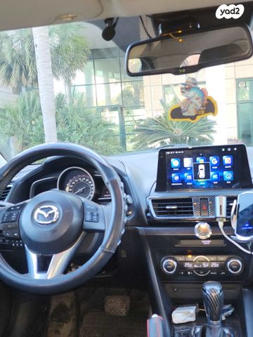 מודעת רכב מאזדה 3