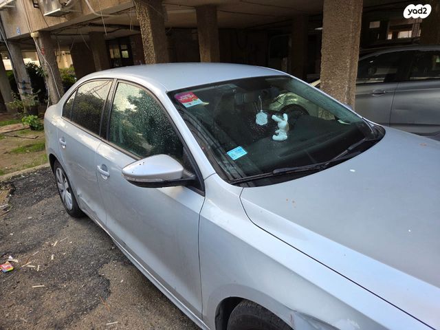 מודעת רכב פולקסווגן ג'טה 