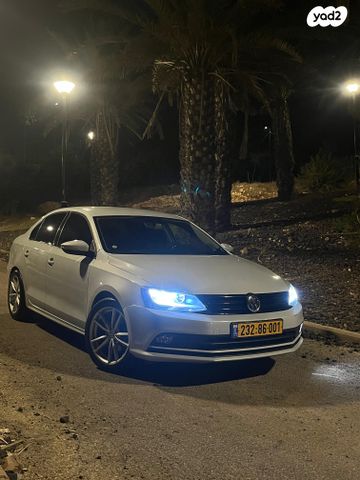 מודעת רכב פולקסווגן ג'טה