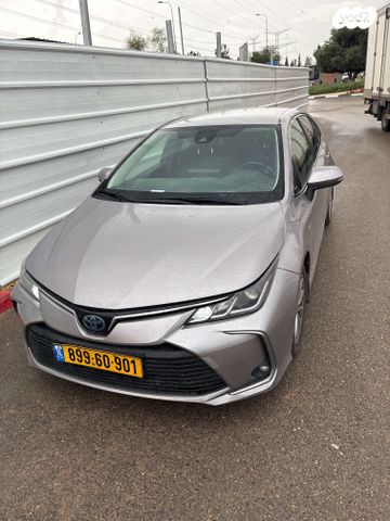 מודעת רכב טויוטה קורולה