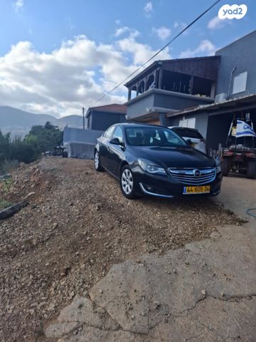 מודעת רכב אופל אינסיגניה