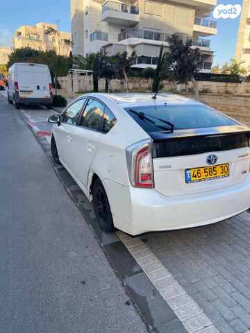 מודעת רכב טויוטה פריוס
