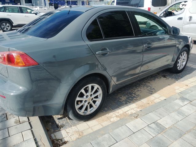 מודעת רכב מיצובישי לנסר