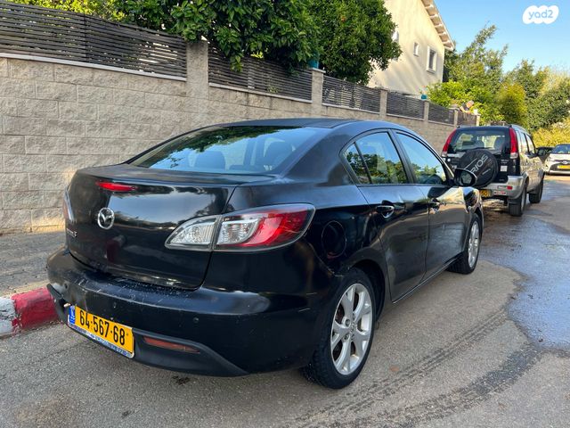 מודעת רכב מאזדה 3