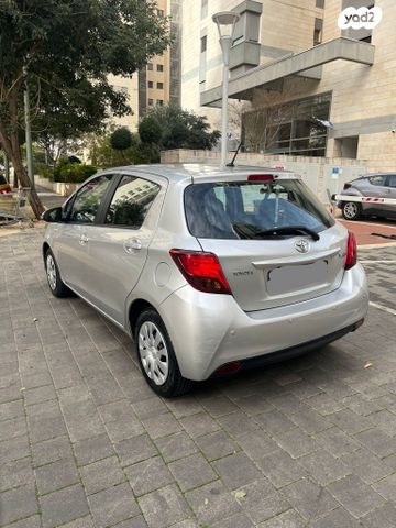 מודעת רכב טויוטה יאריס