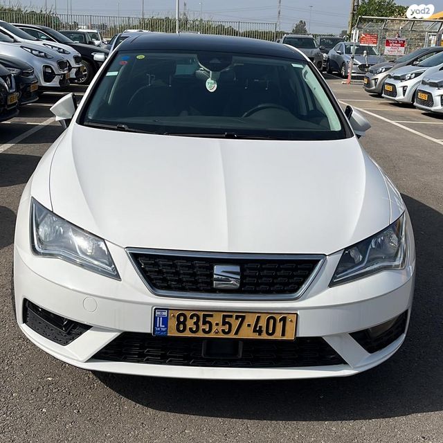 מודעת רכב סיאט לאון