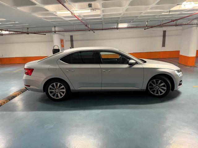 מודעת רכב סקודה סופרב