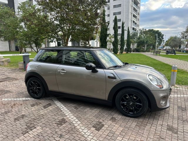 מודעת רכב מיני קופר