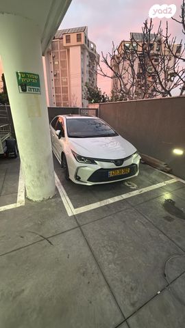 מודעת רכב טויוטה קורולה
