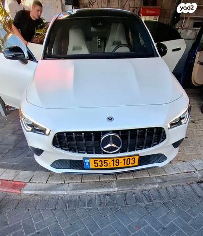 מודעת רכב מרצדס-בנץ CLA