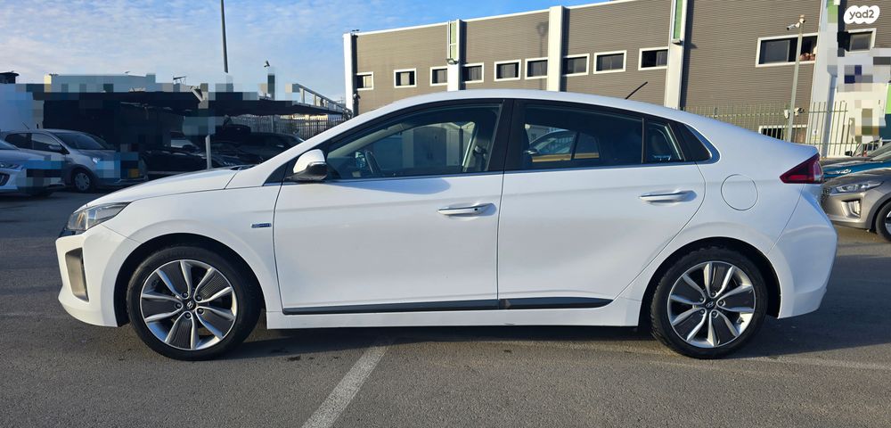 מודעת רכב יונדאי איוניק