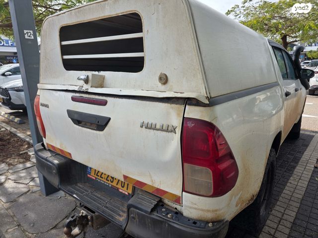 מודעת רכב טויוטה היילקס