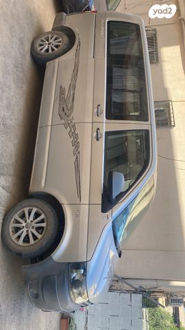 מודעת רכב פולקסווגן טרנספורטר