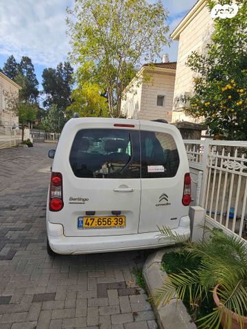 מודעת רכב סיטרואן ברלינגו