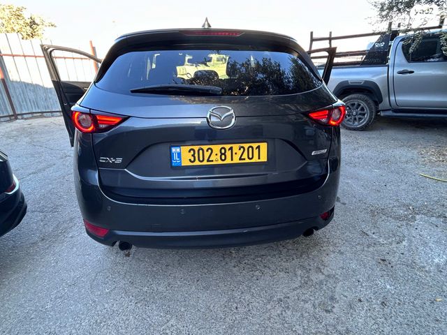 מודעת רכב מאזדה CX-5