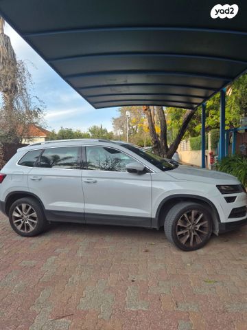 מודעת רכב סקודה קארוק