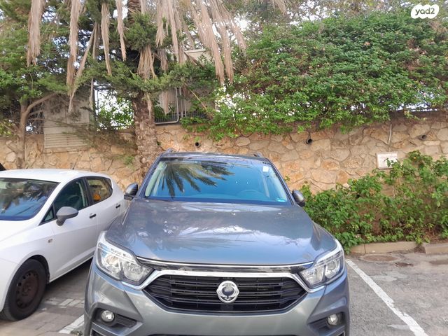 מודעת רכב סאנגיונג רקסטון