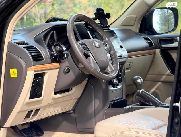 מודעת רכב טויוטה לנד קרוזר 2