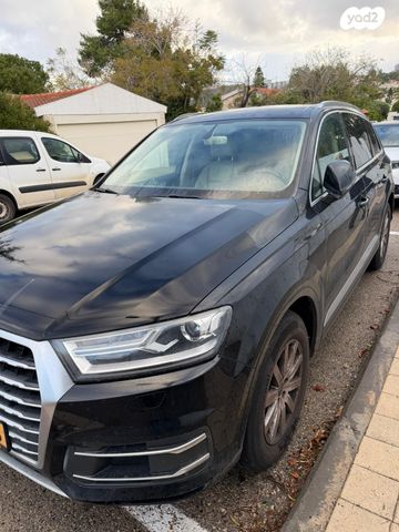 מודעת רכב אאודי Q7