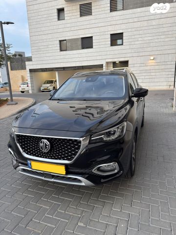 מודעת רכב אם ג'י EHS PHEV