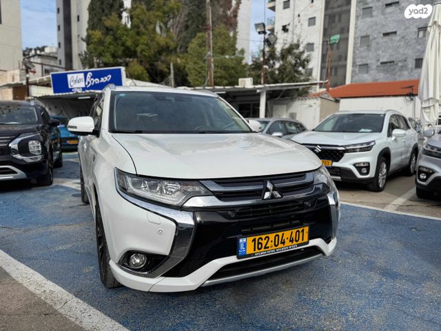 מודעת רכב מיצובישי אאוטלנדר