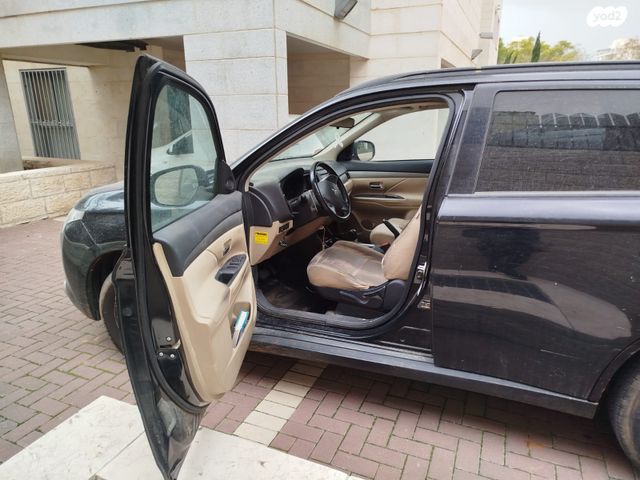 מודעת רכב מיצובישי אאוטלנדר