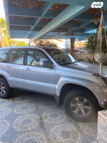 מודעת רכב טויוטה לנד קרוזר