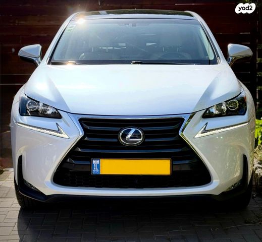 מודעת רכב לקסוס NX