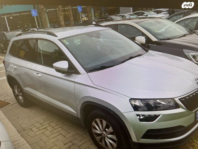 מודעת רכב סקודה קארוק