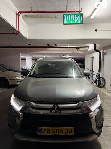 מודעת רכב מיצובישי אאוטלנדר