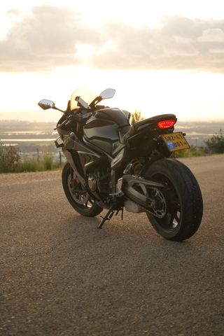 מודעת רכב הונדה CBR650R