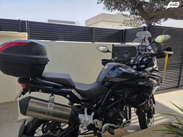 מודעת רכב בנלי TRK502X
