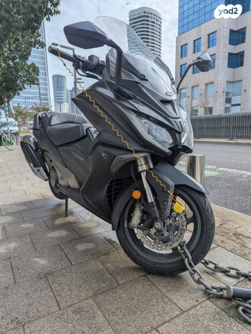 מודעת רכב קימקו AK 550