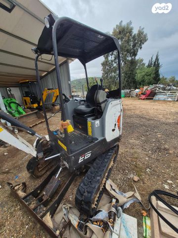 מודעת רכב מחפר