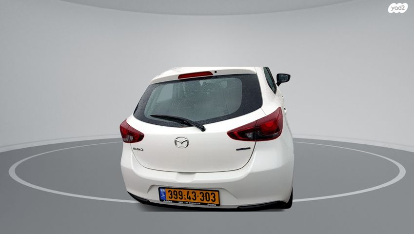 מודעת רכב מאזדה 2