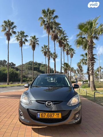 מודעת רכב מאזדה 2